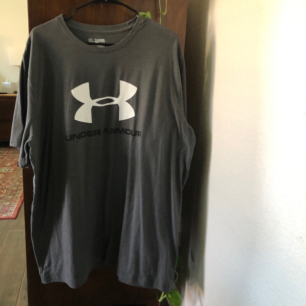 Under Armour Tee